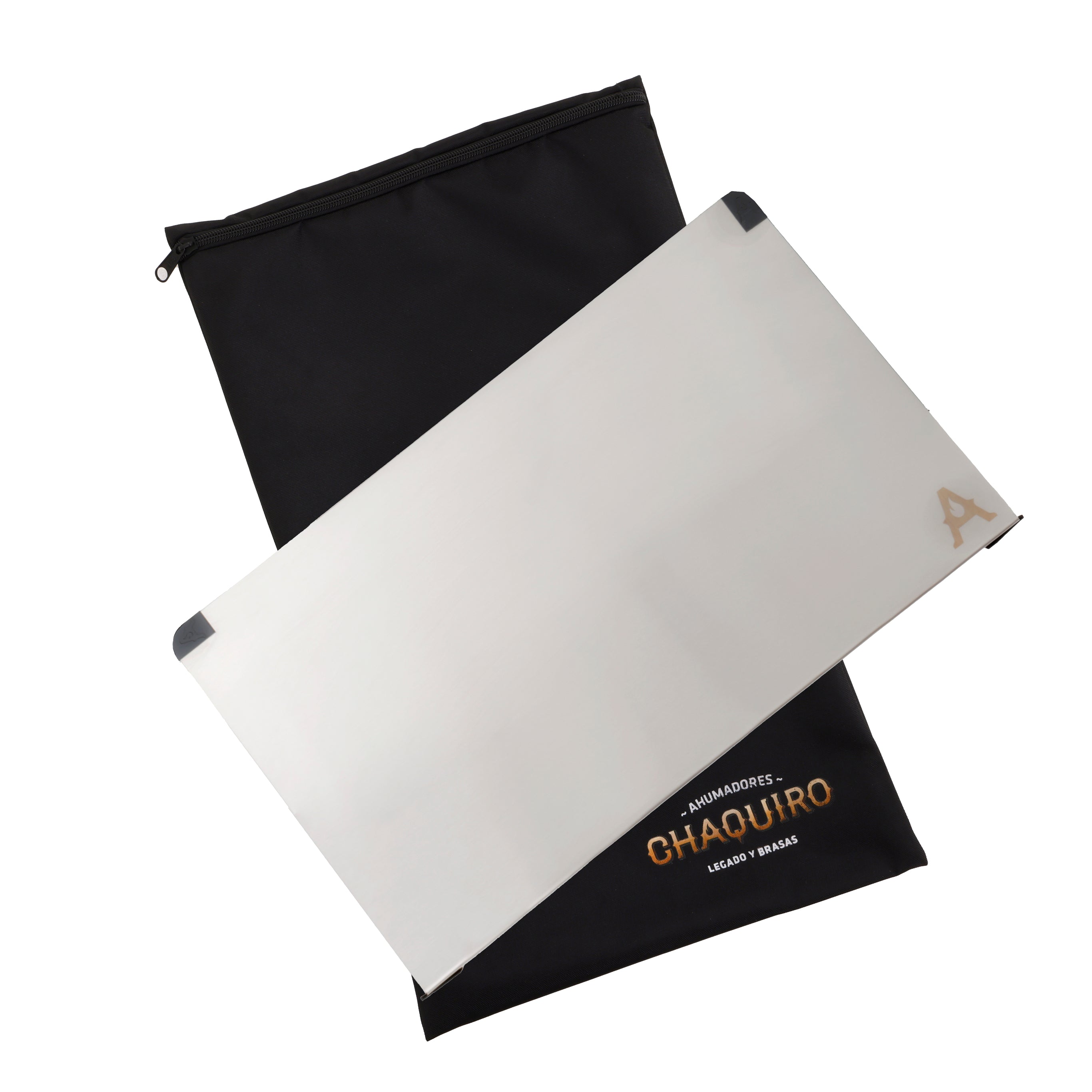 Tabla para usar en la cocina hecha en acero inoxidable chaquiro