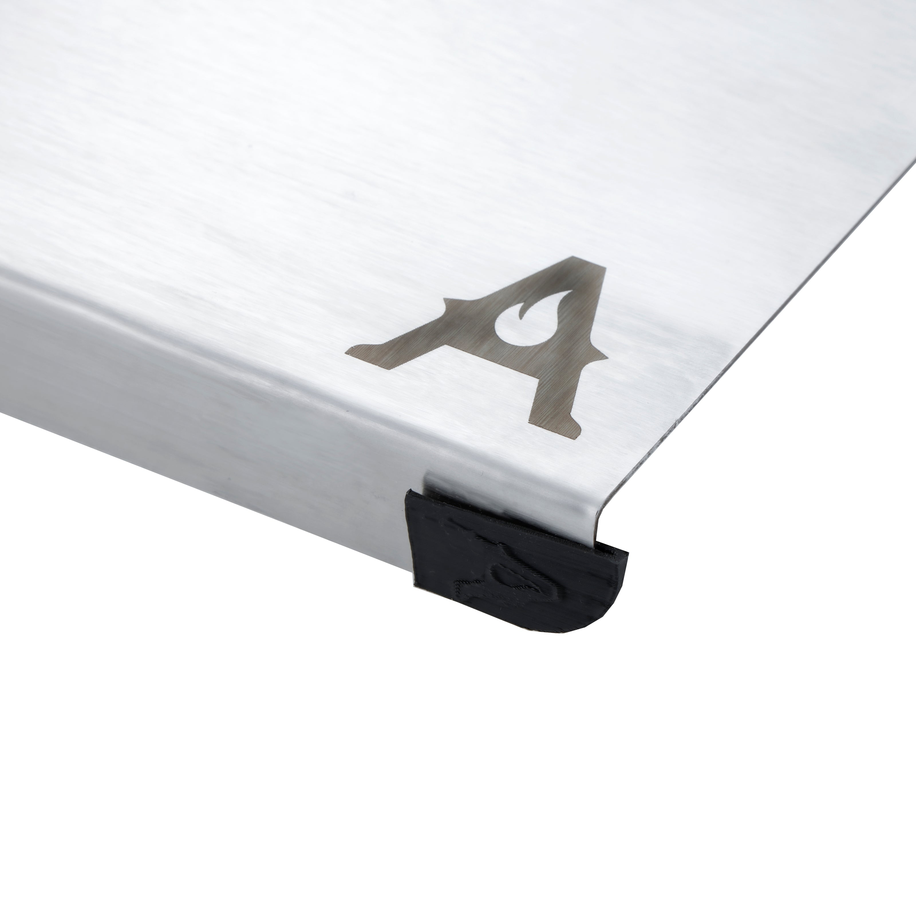 Tabla para usar en la cocina hecha en acero inoxidable chaquiro